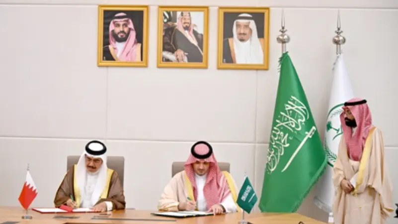 السعودية والبحرين تعززان تنسيقهما الأمني لمواجهة التحديات الإقليمية والدولية