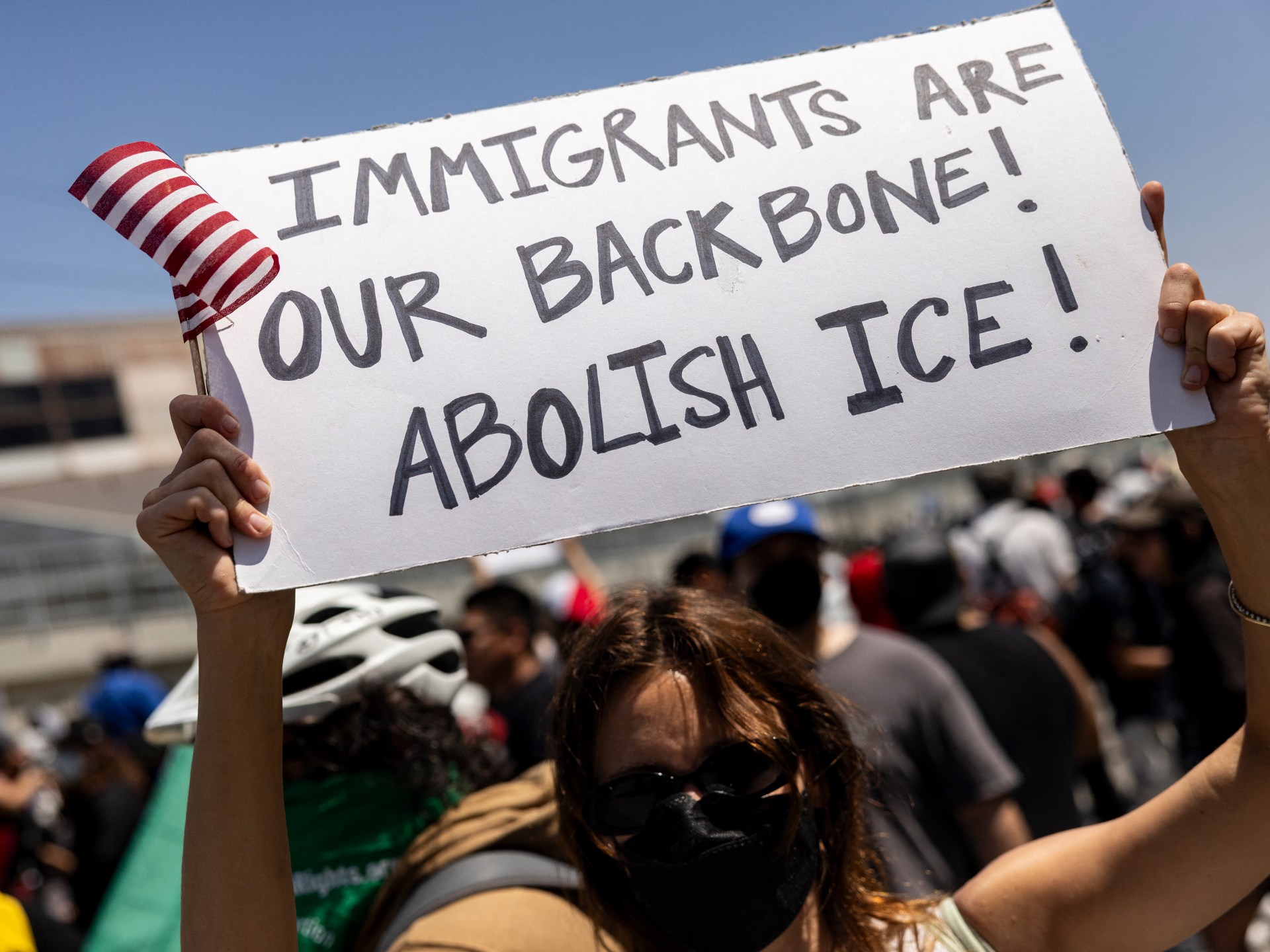 أكثر من تريليون دولار قد تخسره أميركا برحيل المهاجرين		 – الخليجي نت