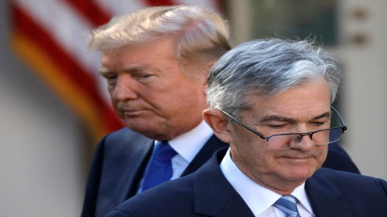 ترامب يجدد مطالبته بخفض سعر الفائدة وينتقد باول – الخليجي نت