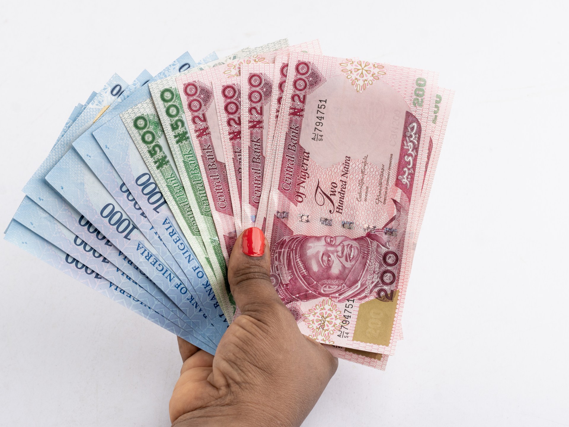 ذكاء اصطناعي يتحول لطُعم.. قصة احتيال بنظام بونزي بنيجيريا		 – الخليجي نت