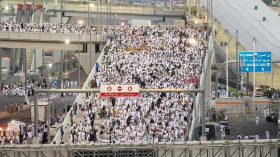 ضيوف برنامج خادم الحرمين الشريفين: كل عام نكتشف خدمات نوعية متكاملة تقدمها المملكة لملايين الحجاج – الخليجي نت