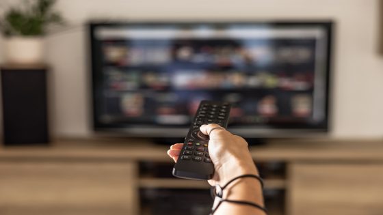 عودة الأدب إلى الشاشة.. موجة جديدة من الأعمال المستوحاة من الروايات – الخليجي نت
