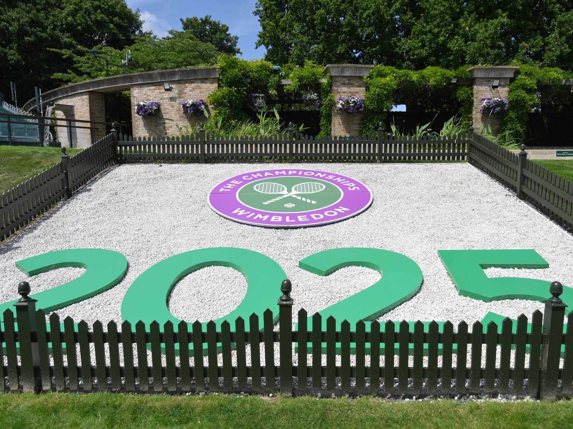 كل ما تريد معرفته عن بطولة ويمبلدون 2025 للتنس والقنوات الناقلة		 – الخليجي نت