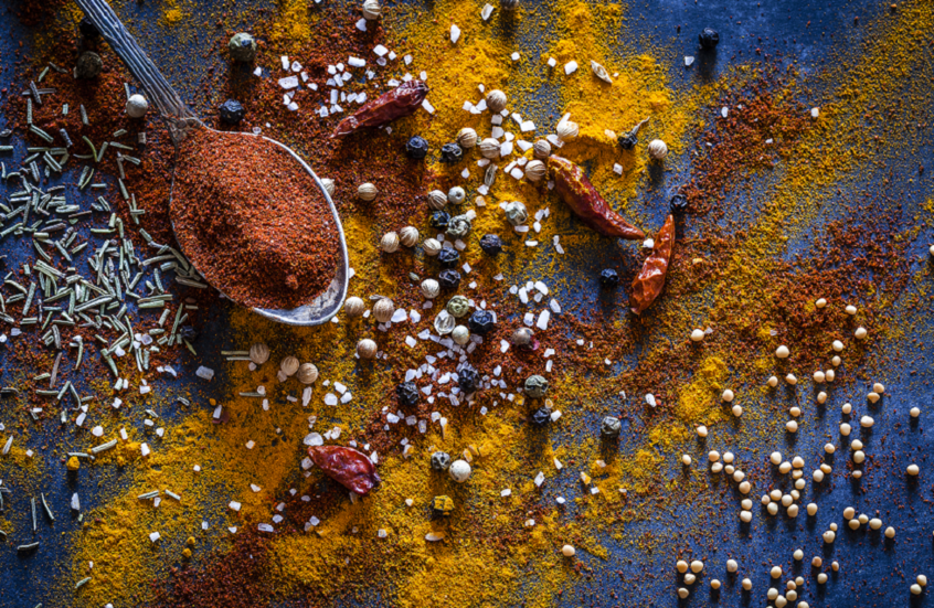 من ضبط سكر الدم إلى تنشيط العقل.. أعشاب وتوابل بفوائد صحية مذهلة		 – الخليجي نت