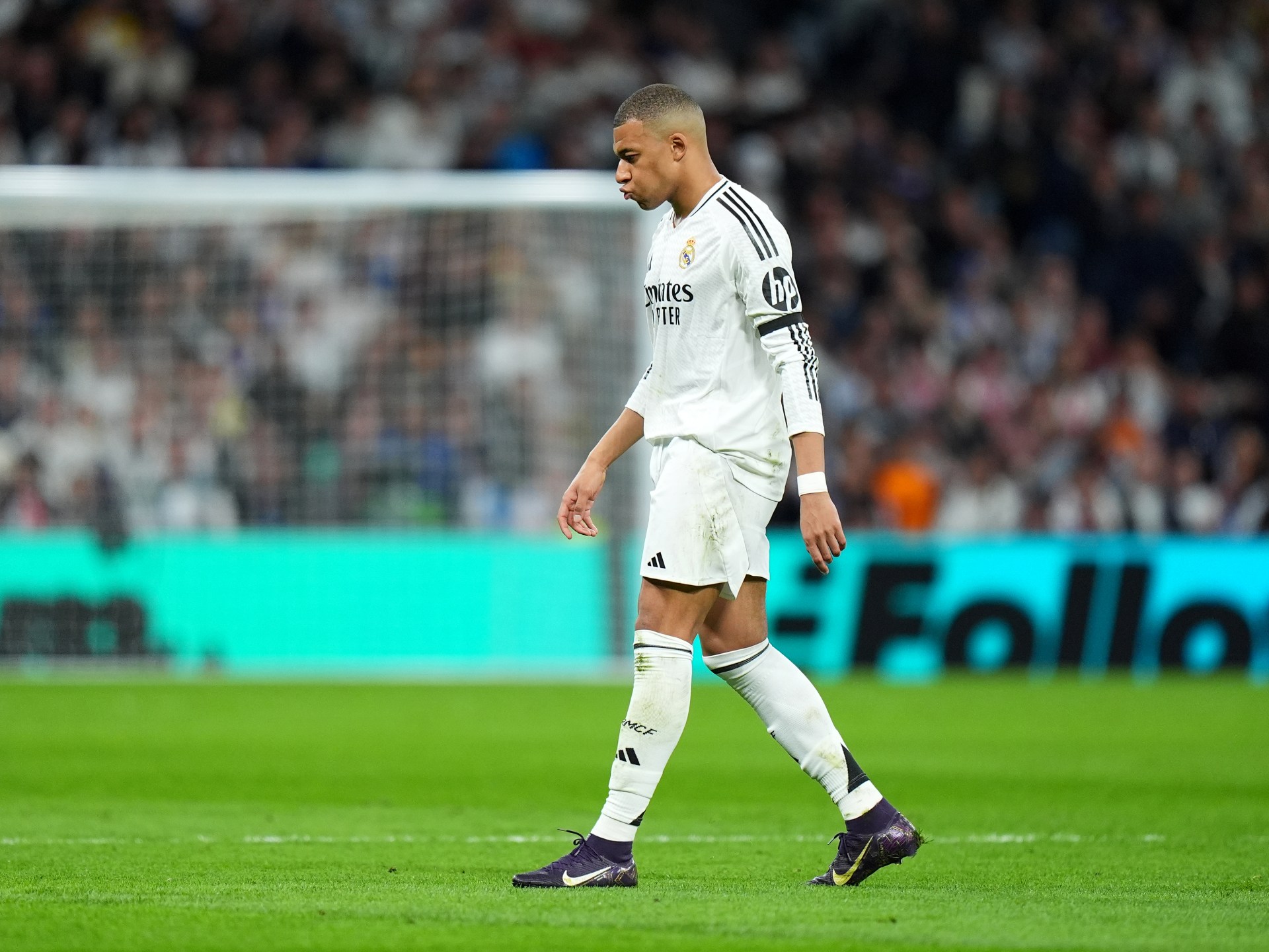 نقل مبابي نجم ريال مدريد إلى المستشفى		 – الخليجي نت