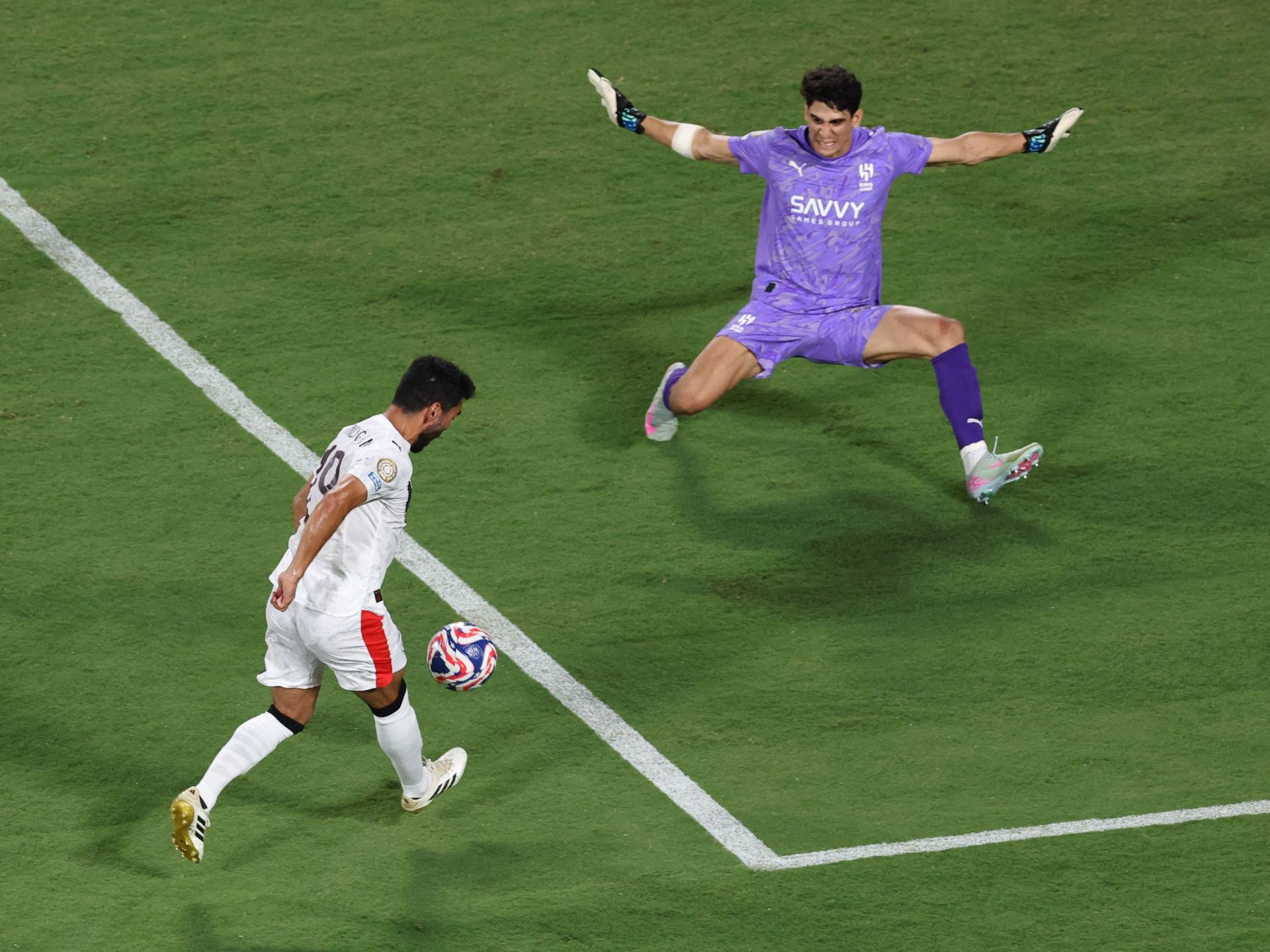 أبرزهم دياز وحكيمي وبونو.. نجوم المغرب يسطعون بقوة في سماء الكرة العالمية		 – الخليجي نت