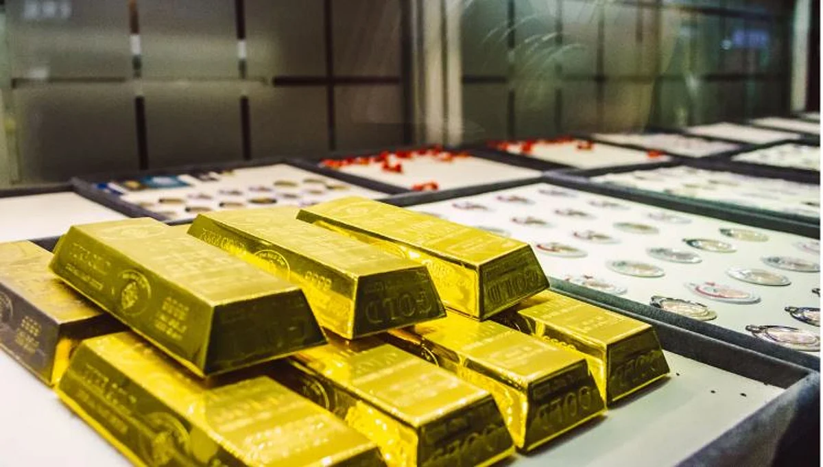 ارتفاع أسعار الذهب مع ترقب بيانات التضخم الأمريكية.. والأونصة تسجل 3346.94 دولار		 – الخليجي نت