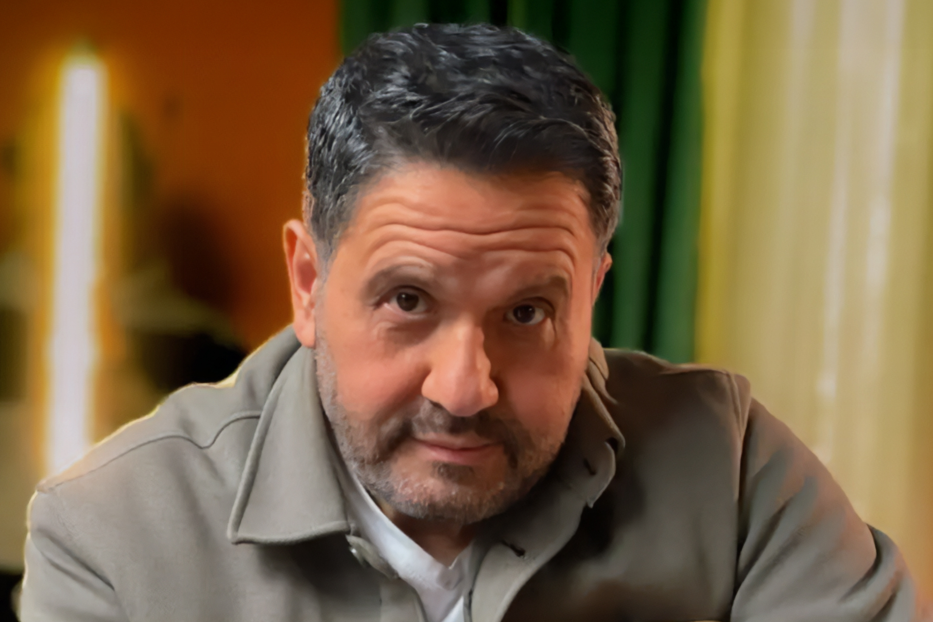 الفنان المصري إدوارد يكشف رحلة مرضه من حقن التخسيس إلى الجلطة والسرطان		 – الخليجي نت