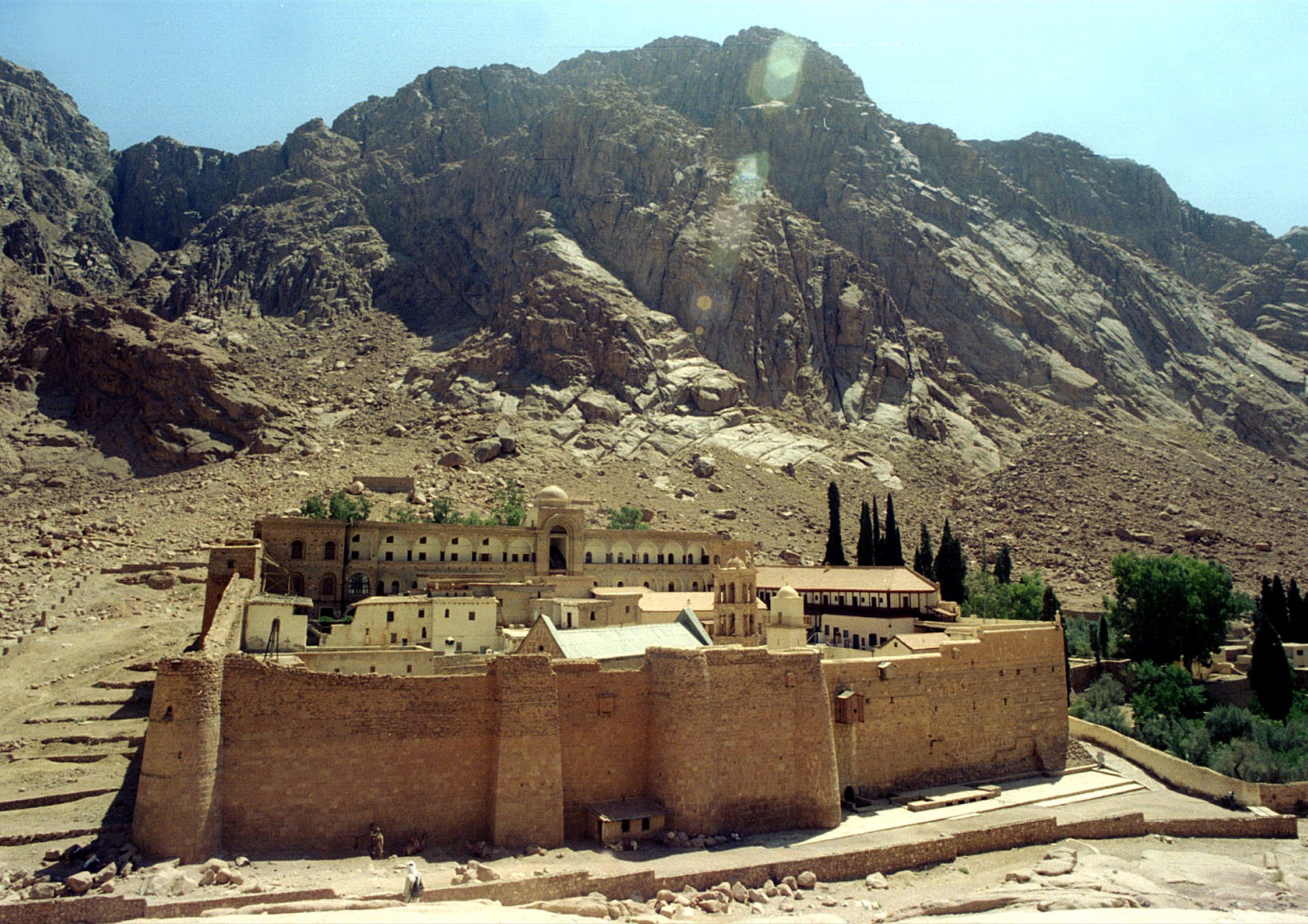 القديسة آجيا كاترين.. أيقونة اللغة والجغرافيا والتاريخ		 – الخليجي نت