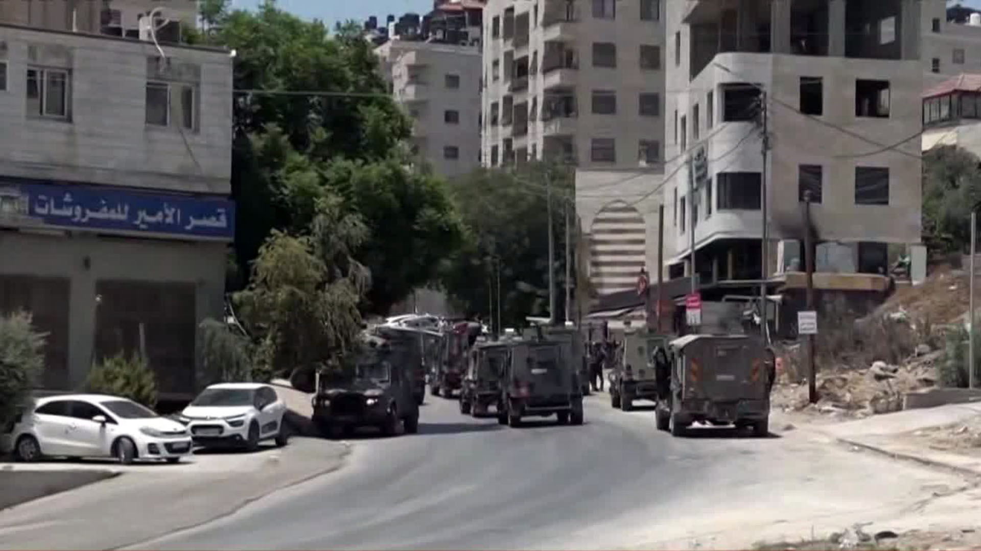 بعد انفجار مشبوه.. الاحتلال الإسرائيلي يحاصر مبنى في مدينة نابلس		 – الخليجي نت