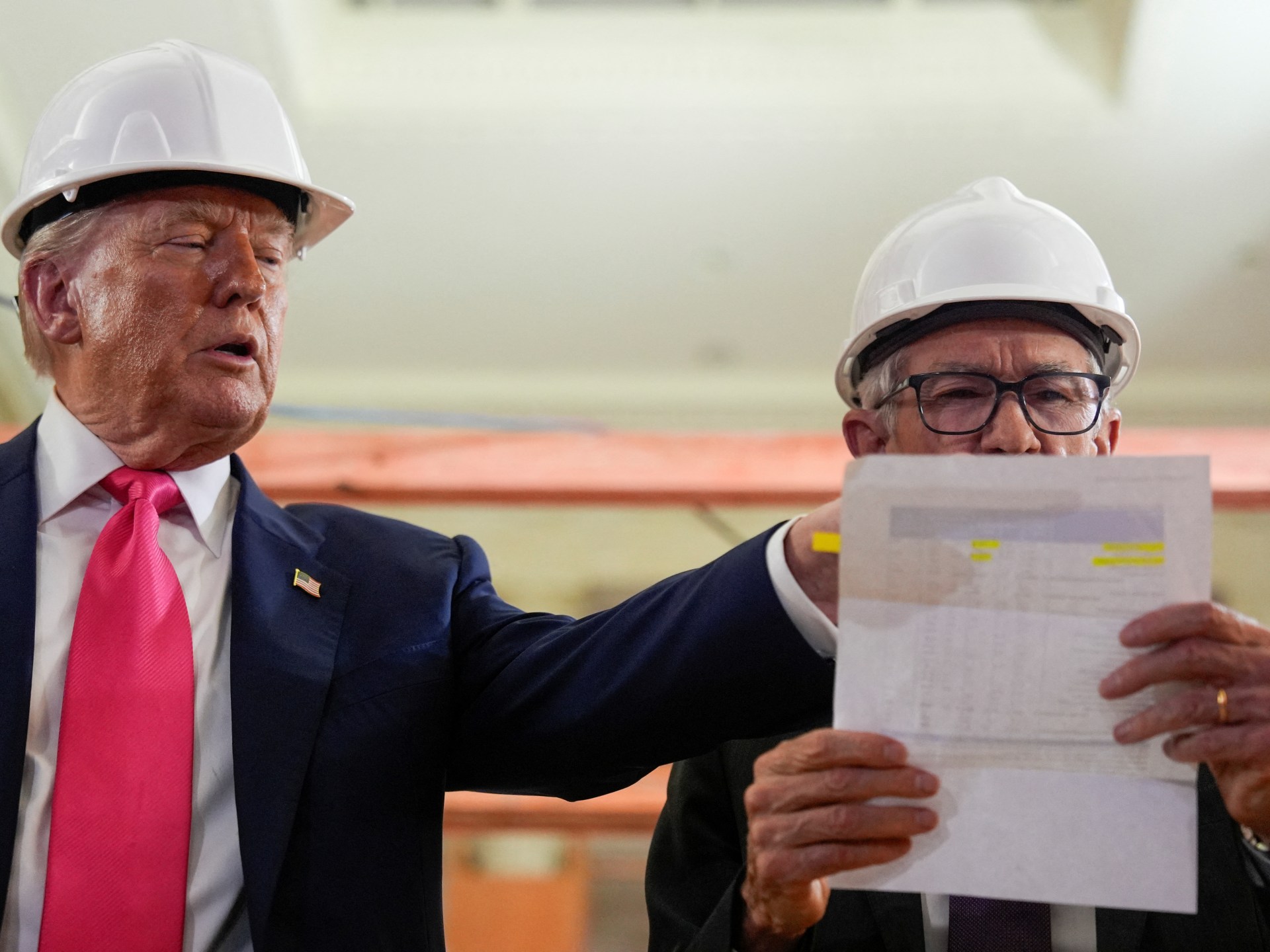 جدال وتوتر خلال اجتماع ترامب ورئيس المركزي الأميركي		 – الخليجي نت