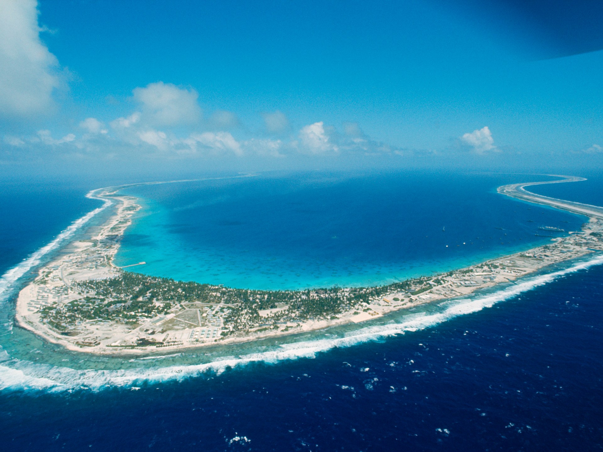 فرنسا ومدغشقر تبحثان حل نزاع الجزر المتناثرة		 – الخليجي نت