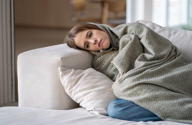 لماذا نشعر بالبرد في الجو الحار؟ أسباب قد تدهشك		 – الخليجي نت