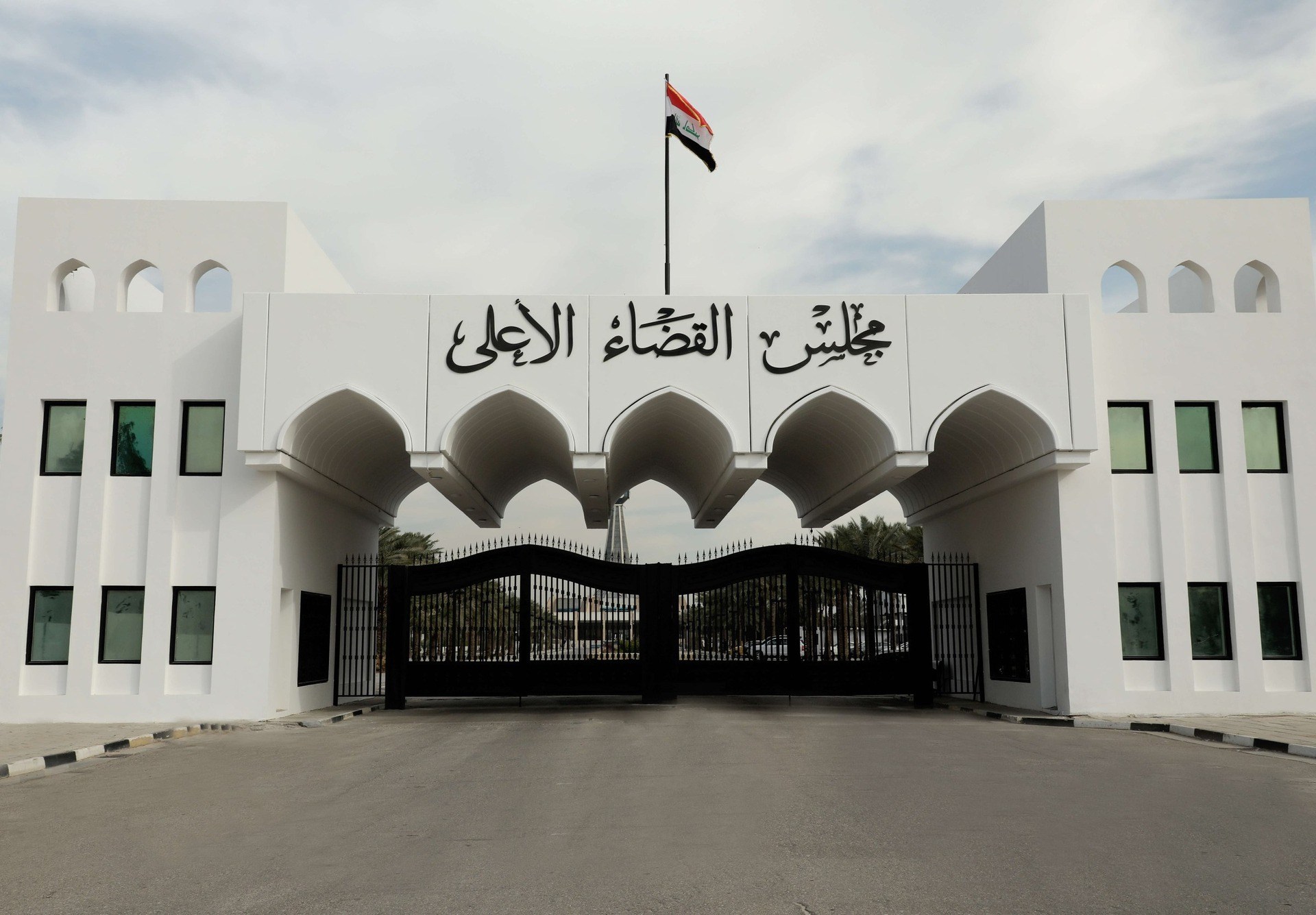 ماذا وراء استقالة رئيس المحكمة الاتحادية العليا بالعراق؟		 – الخليجي نت