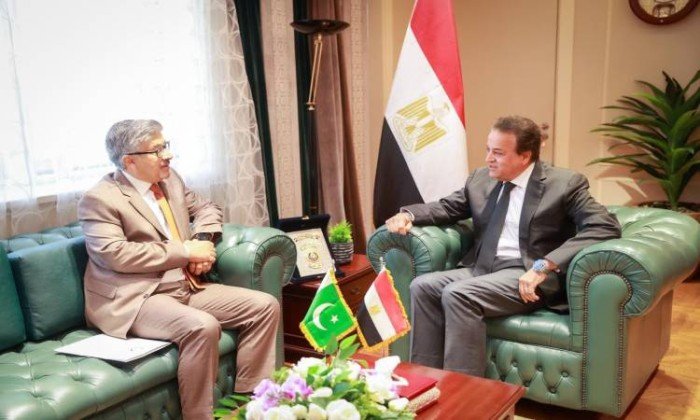 مصر و باكستان تبحثان سبل تعزيز التعاون الثنائي بين البلدين في القطاع الصحي		 – الخليجي نت