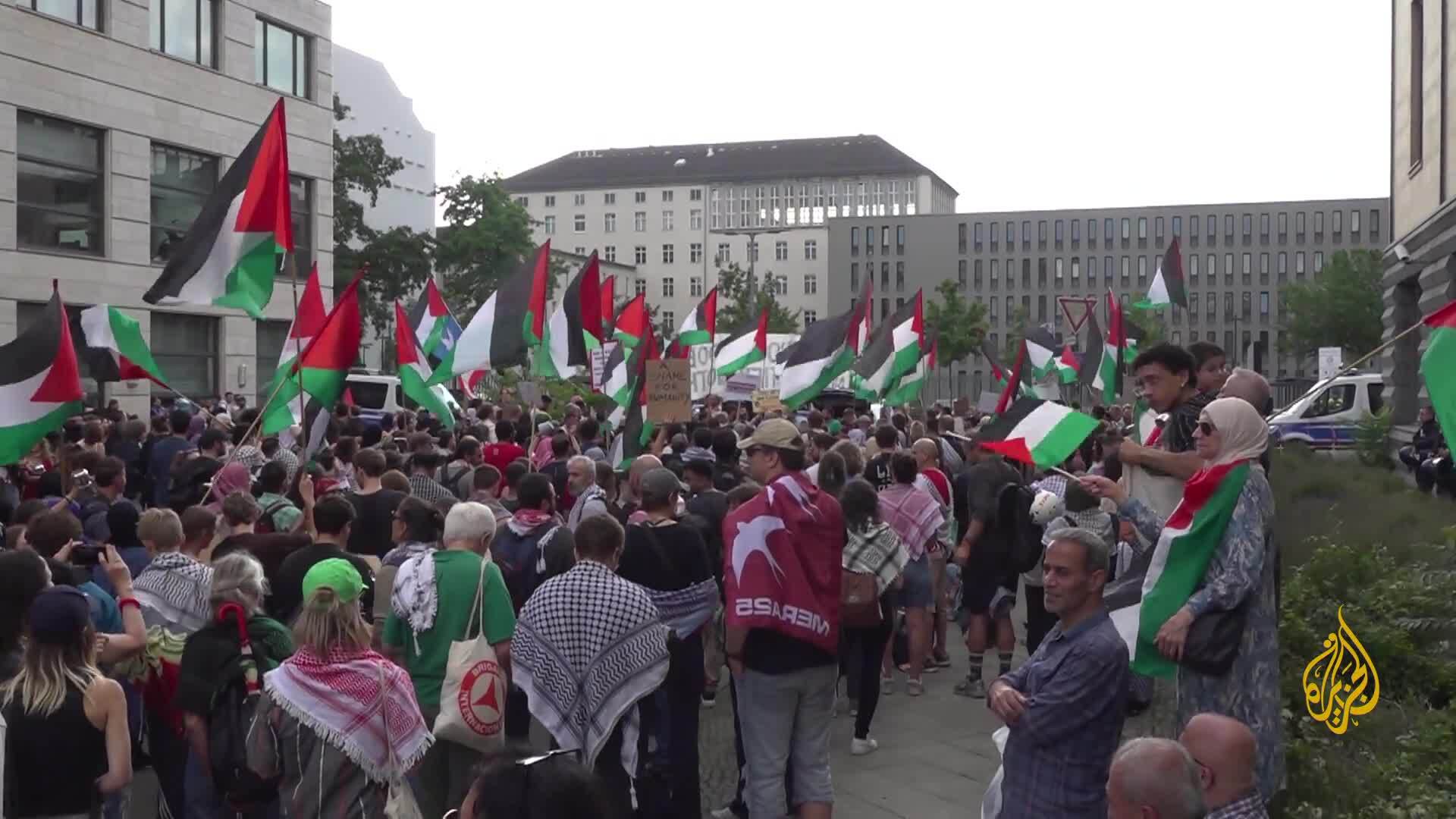 مظاهرة ببرلين تطالب بوقف تجويع غزة		 – الخليجي نت