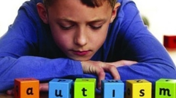 مكمل غذائي شائع يعكس بعض أعراض التوحد خلال فترة قصيرة		 – الخليجي نت