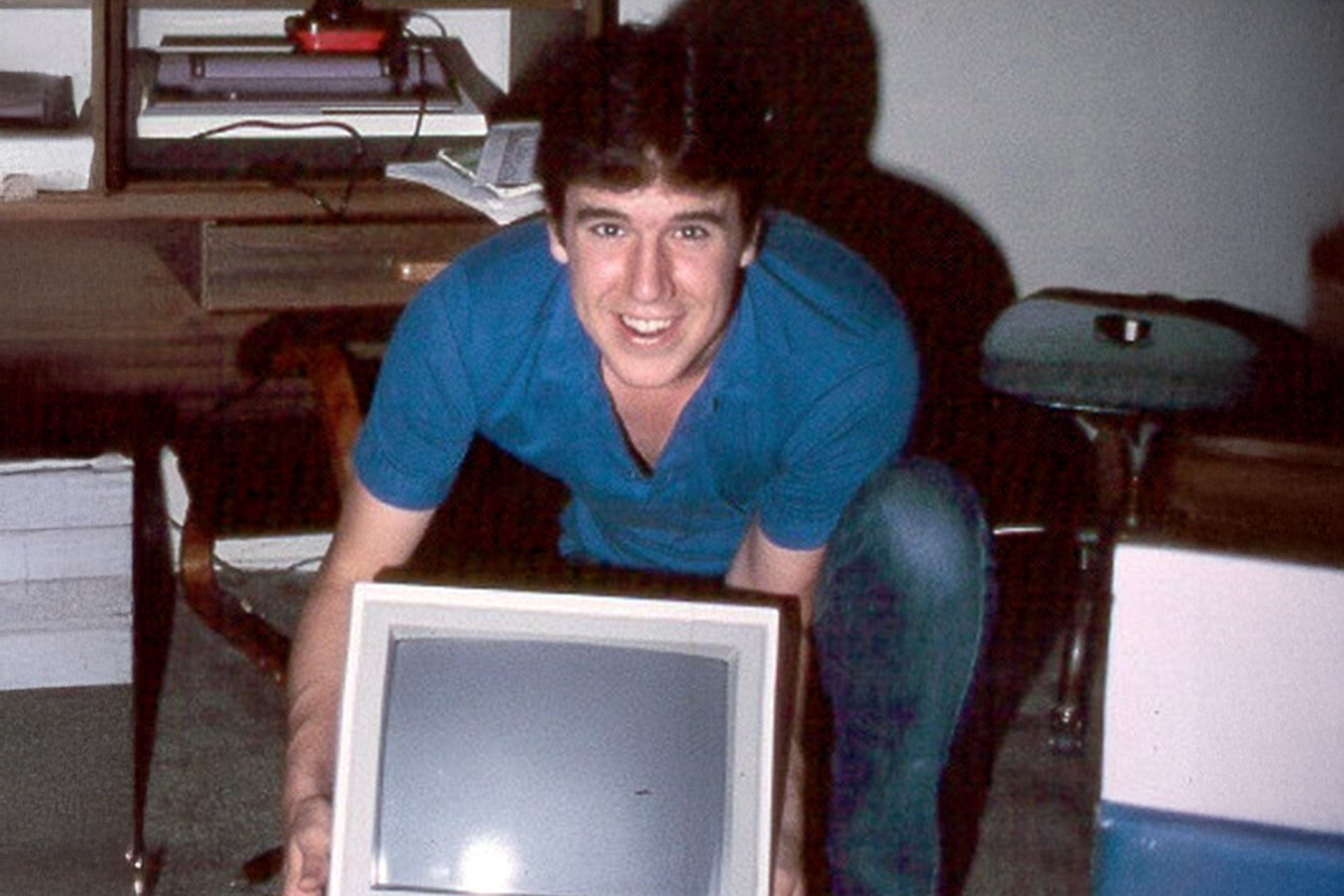 نظام تشغيل كتبه رجل واحد بـ”أمر من الله”.. وانتهت حياته تحت القطار		 – الخليجي نت