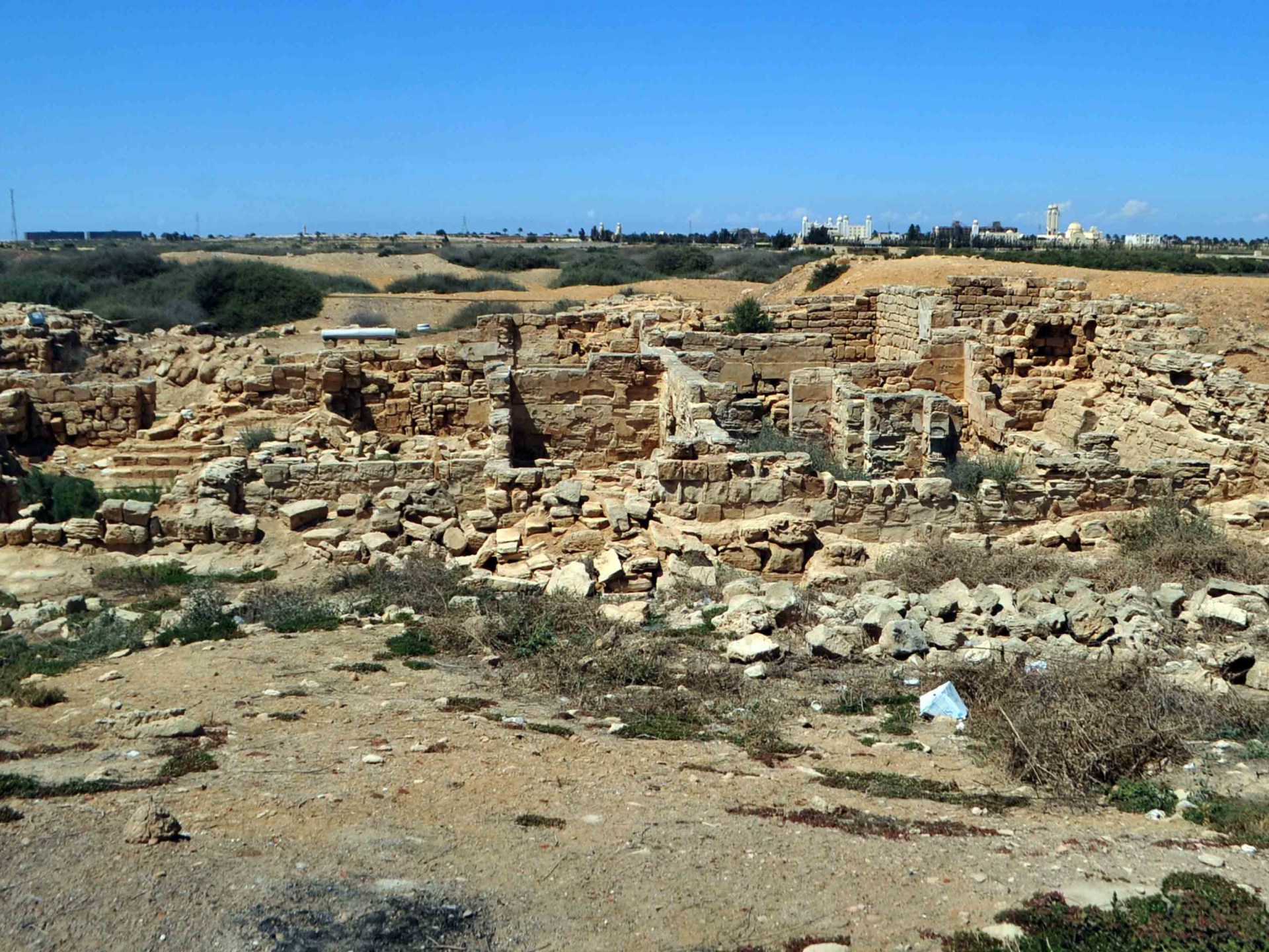 “أبو مينا” ينجو من الغرق.. كيف أنقذت مصر مدينة مسيحية نادرة من تحت الرمال والمياه؟		 – الخليجي نت