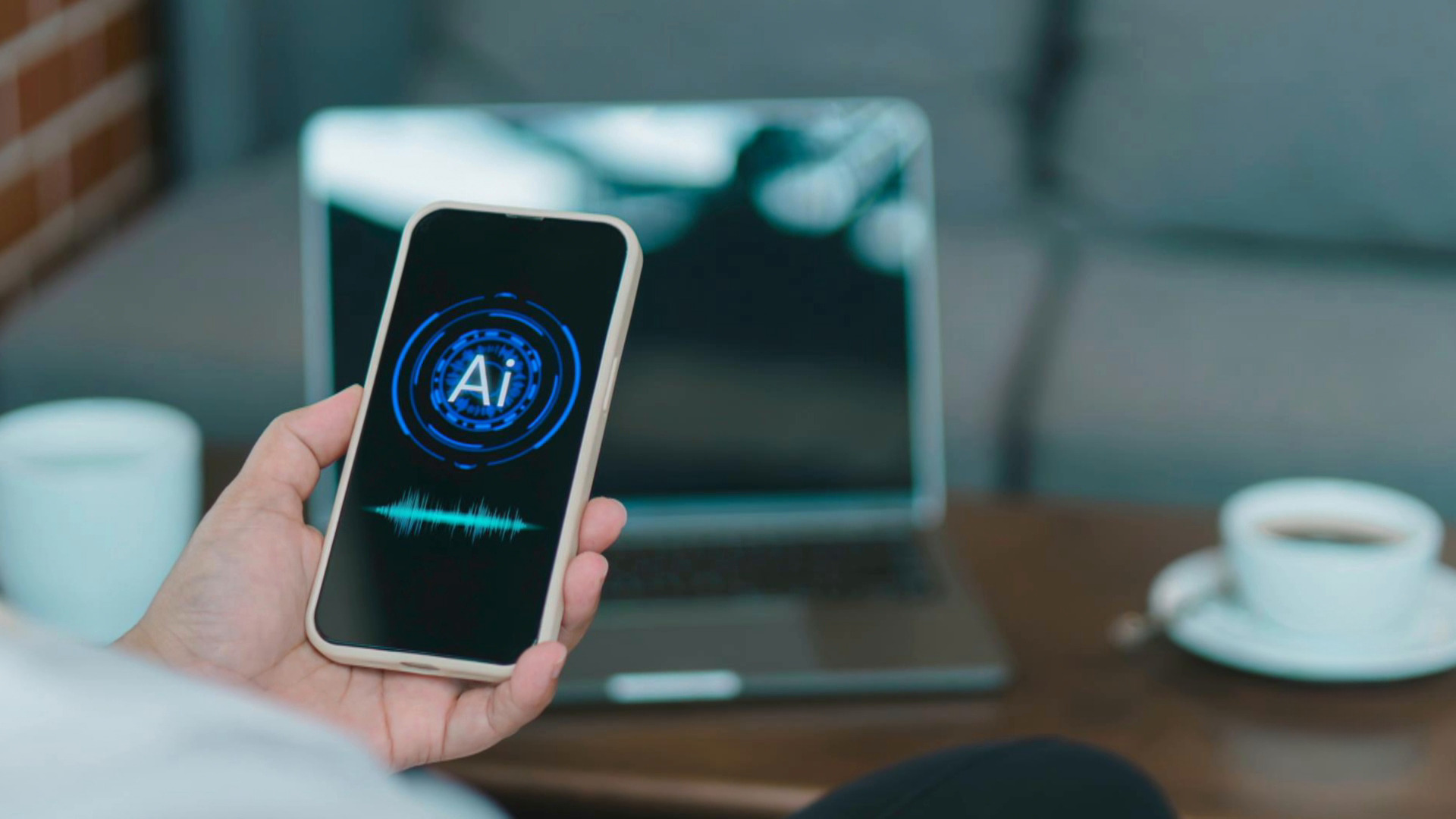 التنصت على اهتزازات صوتك بات واقعا؟ دراسة تجيب ومغردون يعلقون		 – الخليجي نت