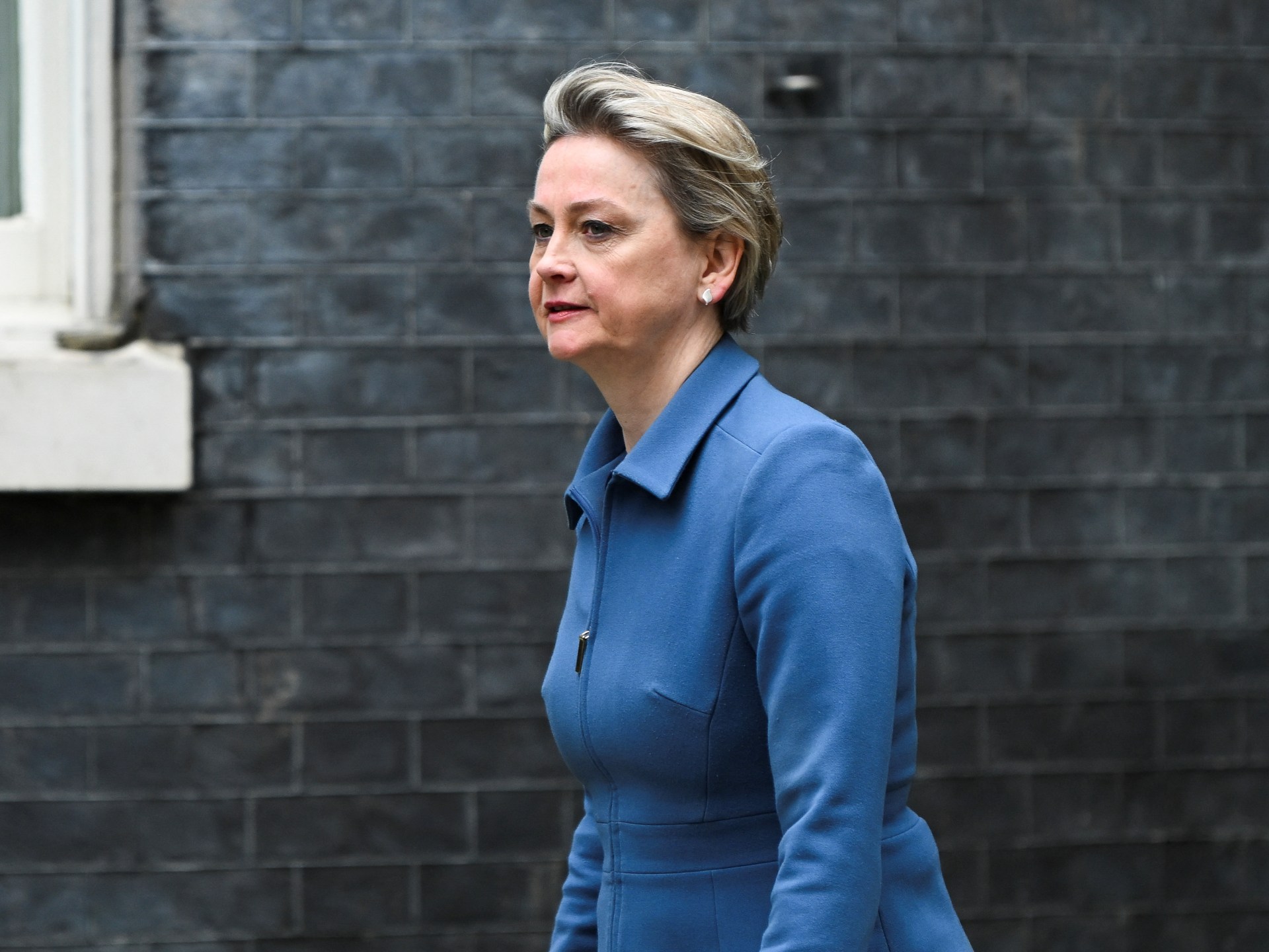 تايمز: خطة لتسريع معالجة طلبات اللجوء في بريطانيا		 – الخليجي نت