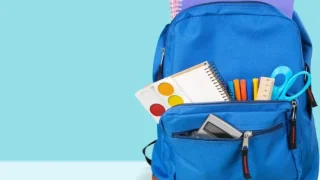  حقيبة مصممة لحمل الكتب والأدوات المدرسية
