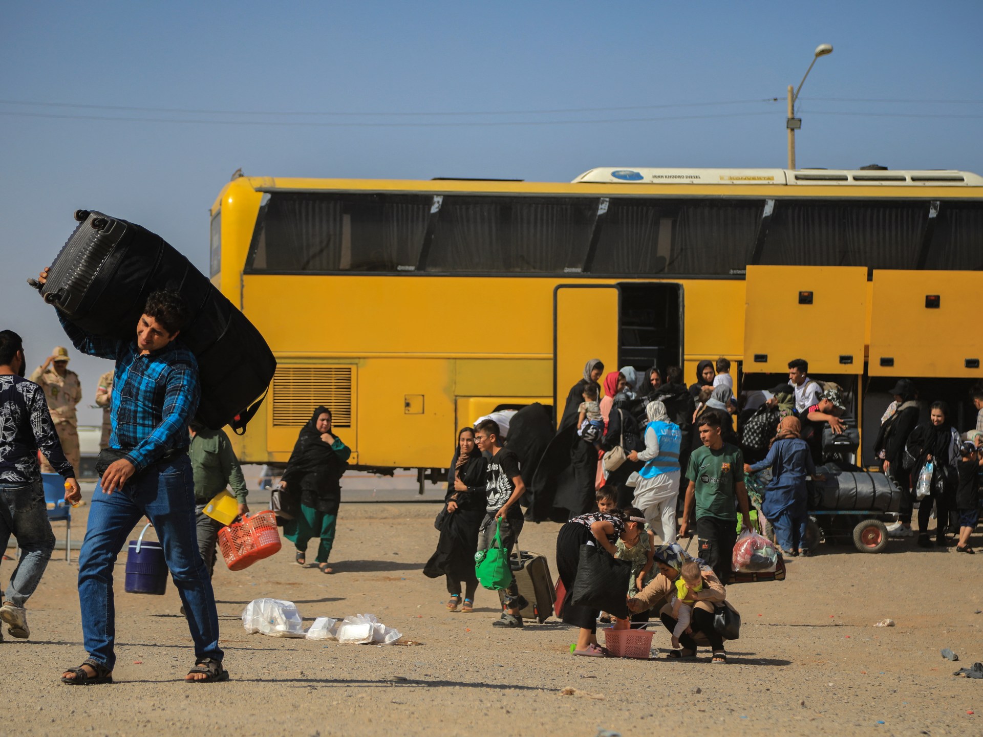 زيارة متقي لباكستان.. دبلوماسية أفغانية بمواجهة أزمة اللاجئين		 – الخليجي نت