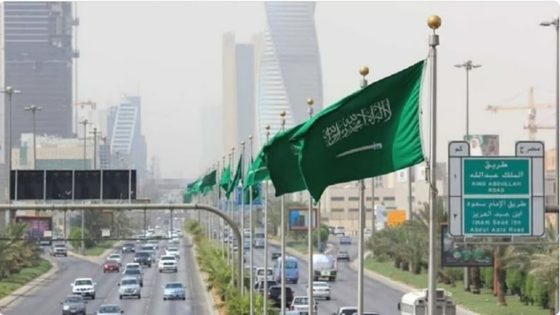 طقس السبت.. أمطار رعدية ورياح نشطة مثيرة للأتربة على عدة مناطق – الخليجي نت