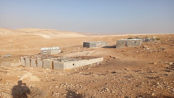 قلعة صمود أخرى تنهار على وقع جرائم المستوطنين بالضفة – الخليجي نت
