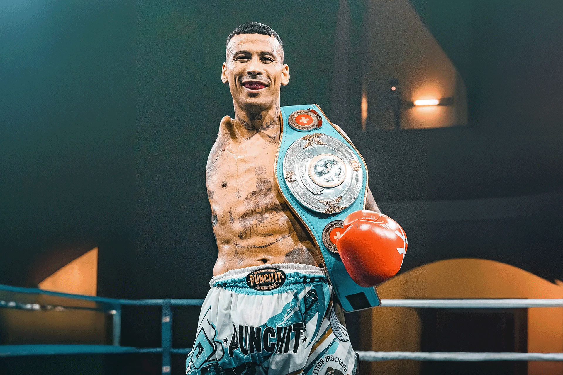 كارلوس ماتشادو.. ملاكم بذراع واحدة		 – الخليجي نت