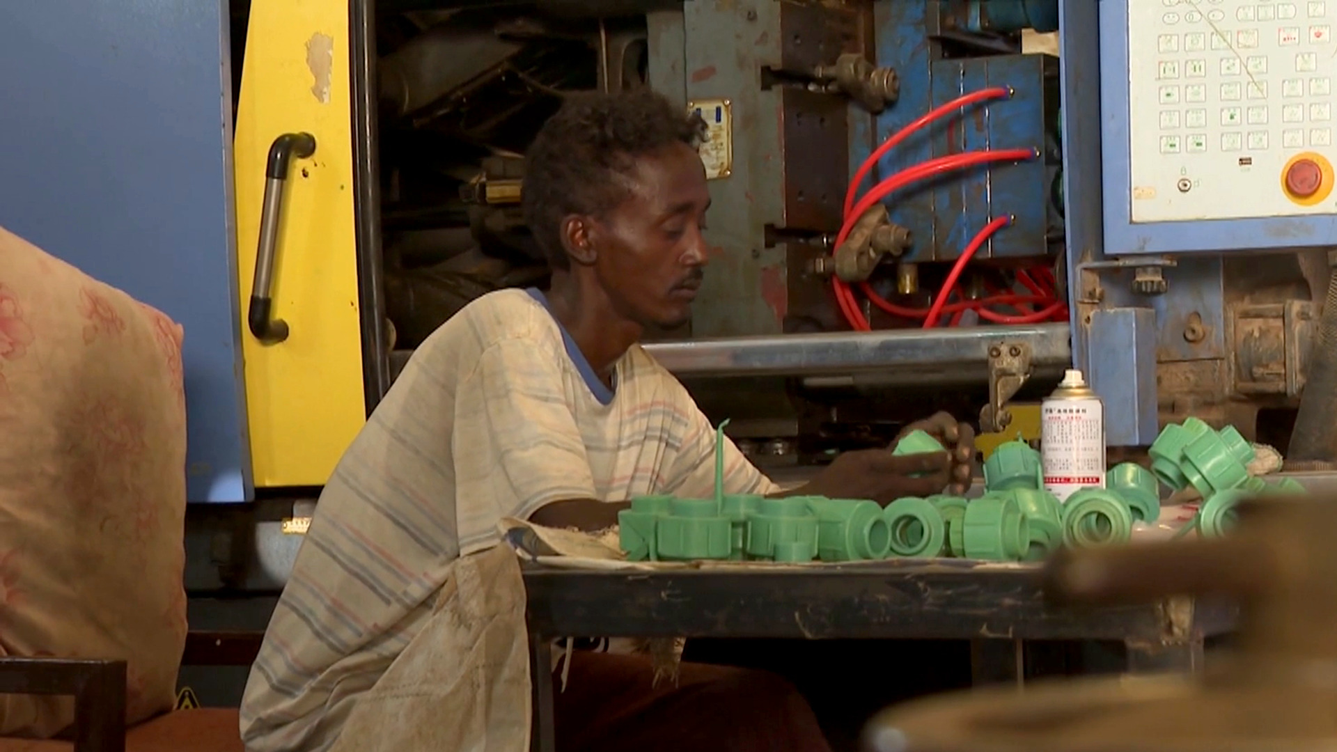 مصانع الخرطوم تعود للإنتاج بعد توقف دام عامين		 – الخليجي نت