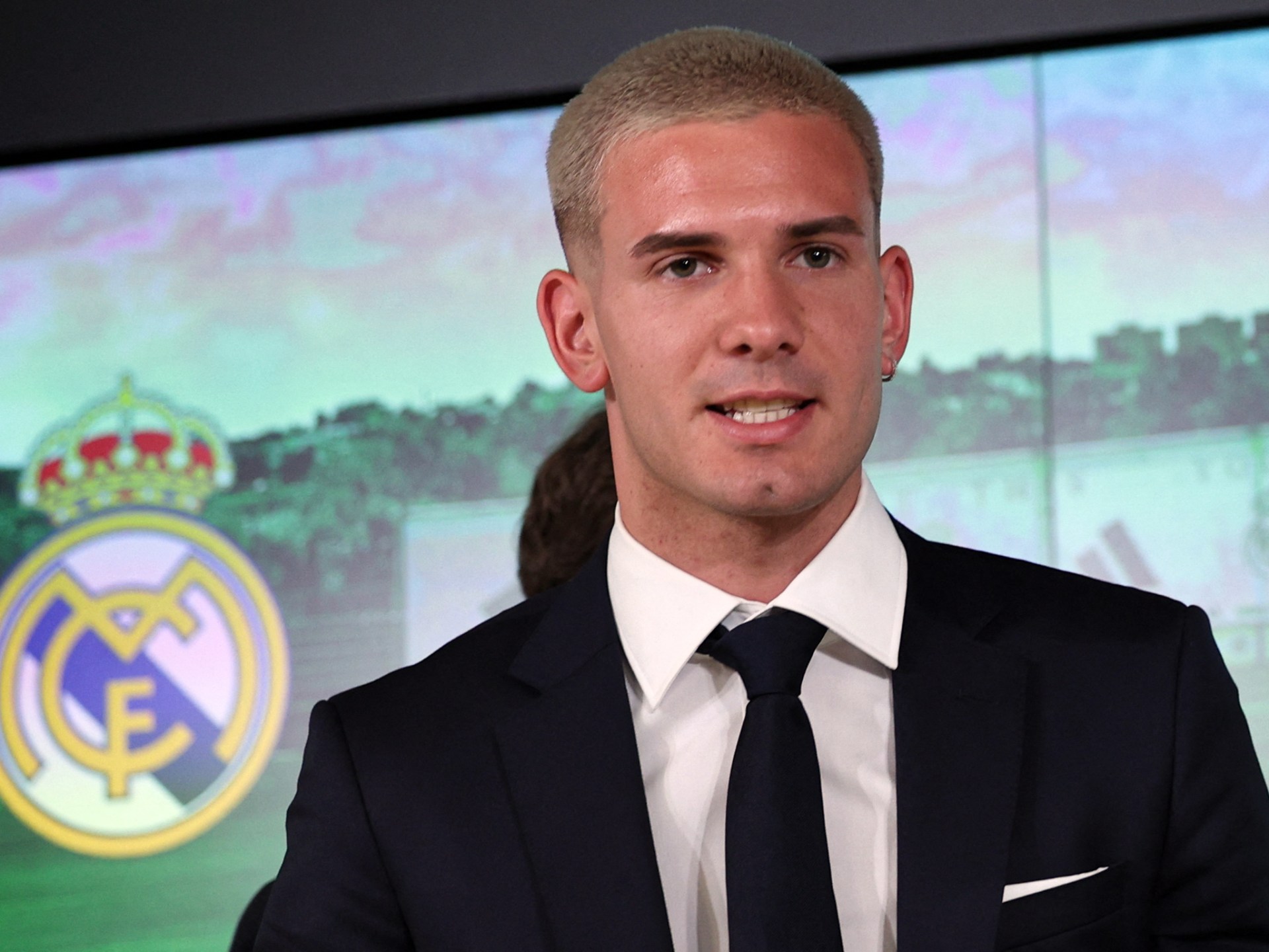 هل تحايل ريال مدريد على القانون لتسجيل الأرجنتيني ماستانتاتوو؟		 – الخليجي نت