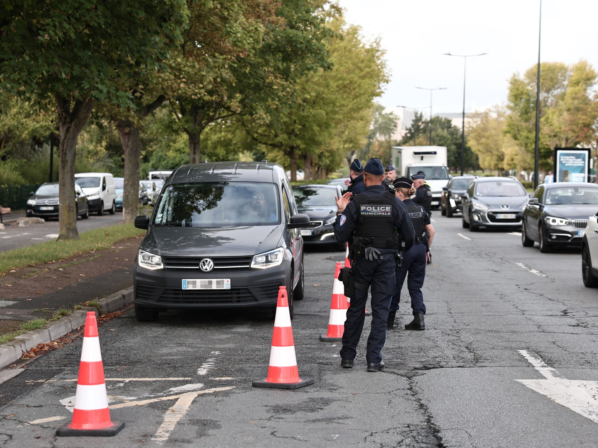 اعتقال فتى في فرنسا خطط لمهاجمة سفارات ومقار رسمية		 – الخليجي نت