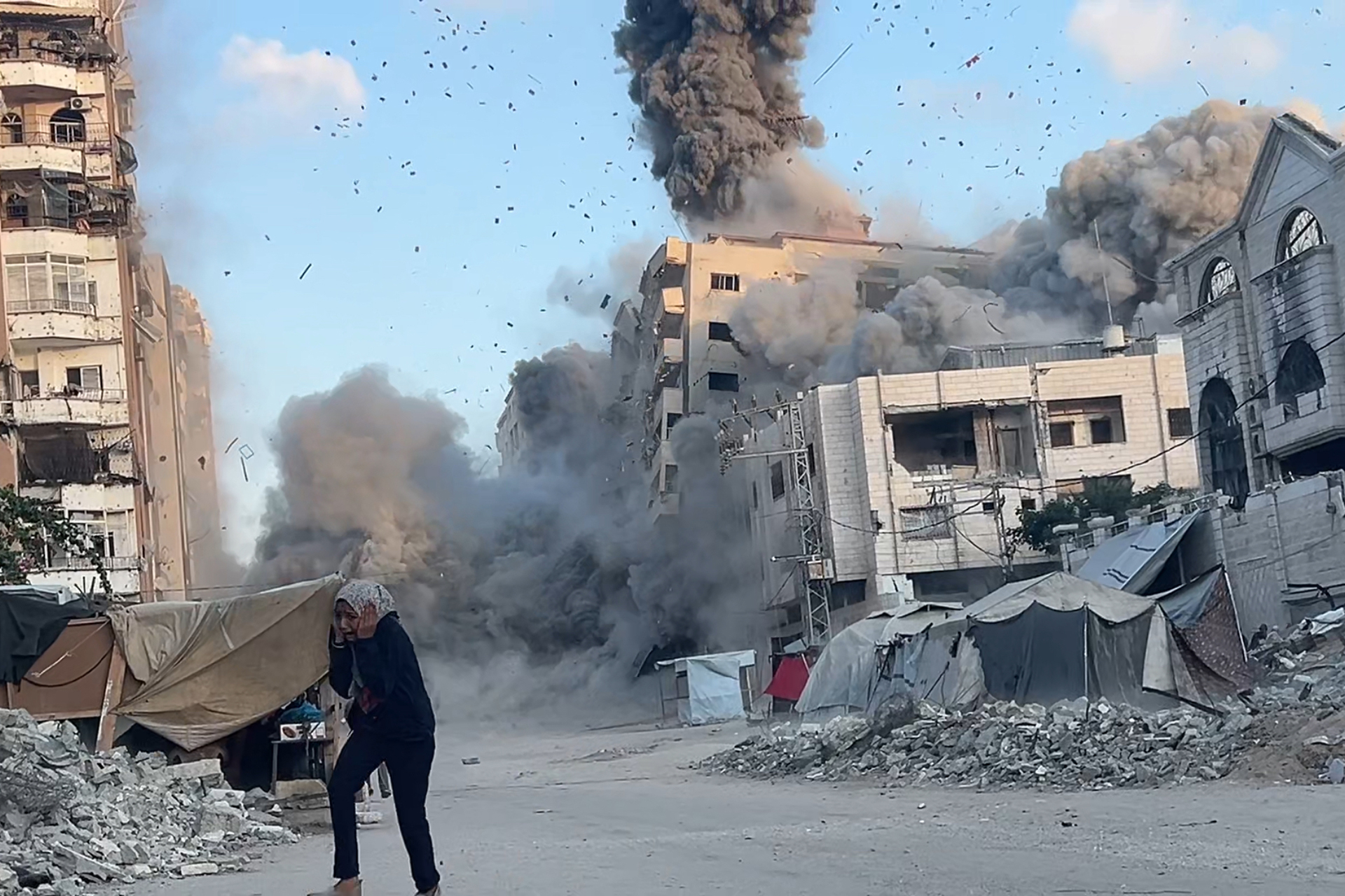 غزة بين نار القنابل واستحالة النزوح		 – الخليجي نت