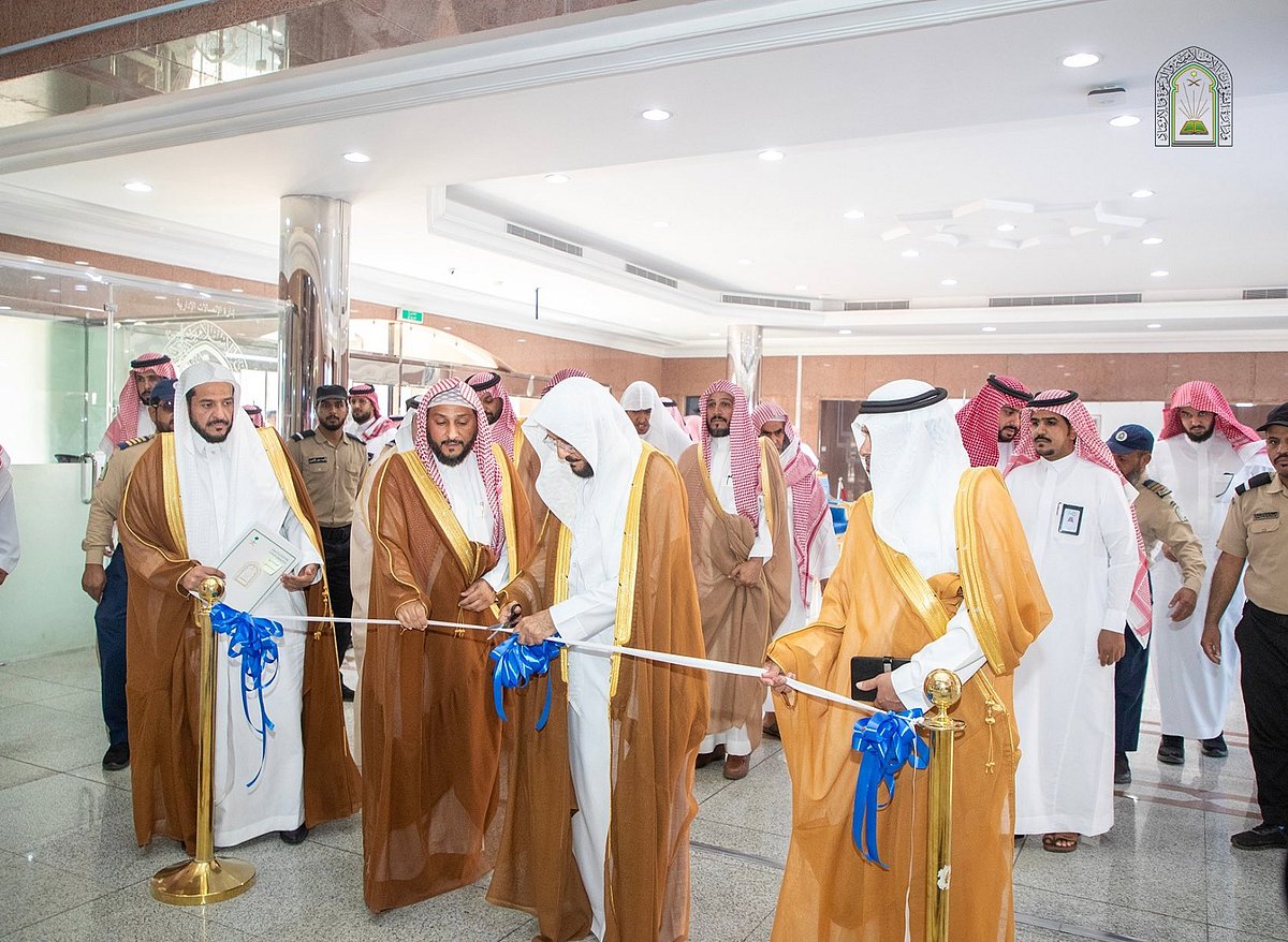 لتوحيد قنوات الخدمة وتسهيل إجراءات المراجعين.. وزير الشؤون الإسلامية يدشّن مكتب الخدمة الشاملة بالمدينة المنورة		 – الخليجي نت