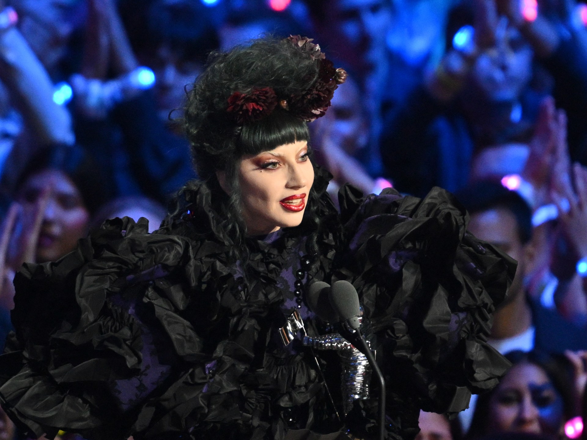 ليدي غاغا “فنانة العام” وأريانا غراندي صاحبة أفضل فيديو في جوائز “إم تي في”		 – الخليجي نت