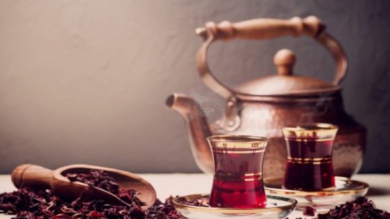 أبحاث حديثة: 4 أكواب من الشاي الأسود يوميًا تحمي القلب وتخفض ضغط الدم والكوليسترول – الخليجي نت