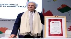 أمين معلوف إثر فوزه بجائزة مكسيكية: نعيش في أكثر عصور التاريخ إثارة – الخليجي نت