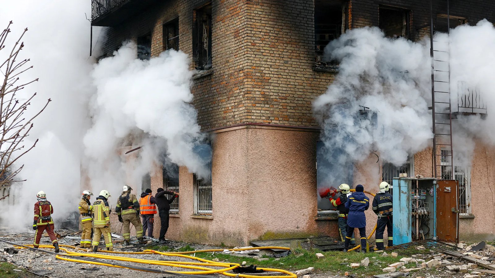 تصعيد ميداني ومباحثات.. هل يبدد ترامب خلافات روسيا وأوكرانيا؟ – الخليجي نت
