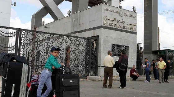 صحافة عالمية: إسرائيل ستفتح معبر رفح للمغادرين وبوتين مستعد للحرب مع أوروبا – الخليجي نت