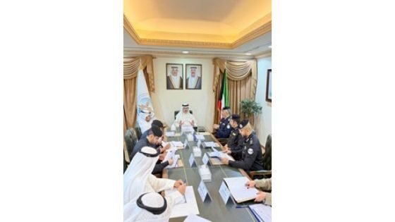 محافظ العاصمة يترأس اجتماع اللجنة الأمنية بمجلس المحافظة للوقوف على الاستعدادات للاحتفالات الوطنية – الخليجي نت