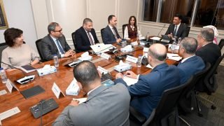 محمد عبدالصمد: نيسان مصر تفتتح خط إنتاج لتصنيع 10 آلاف سيارة إضافية قريبًا
                             – الخليجي نت