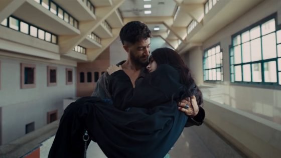 مسلسل “سوا سوا” الحلقة 10.. هل مات أمير بعد شجاره مع هيما؟ – الخليجي نت