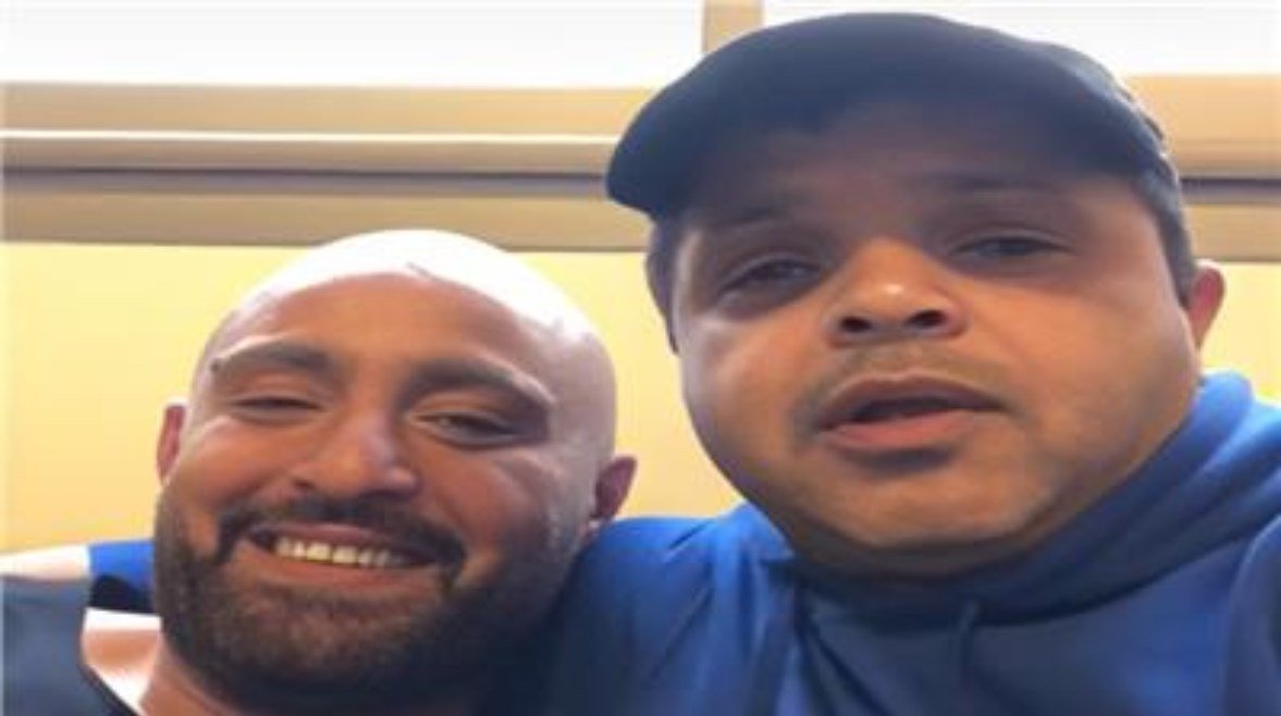 محمد هنيدي يمازح السقا برسالة طريفة: “شهادة للتاريخ” (فيديو)
                             – الخليجي نت