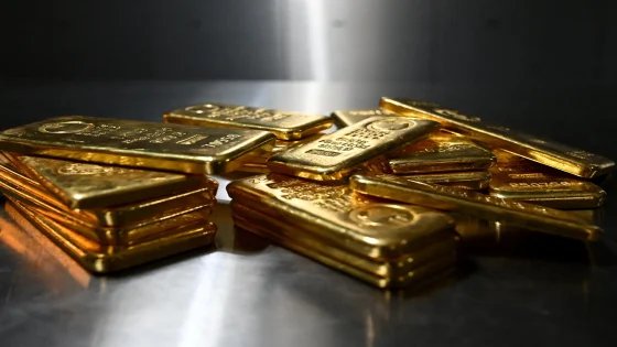 الذهب يرتفع والنفط يتراجع جراء تصاعد التوتر بين أمريكا وإيران – الخليجي نت