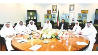 «الهلال الأحمر» عقدت اجتماعاً طارئاً لتعزيز الجاهزية – الخليجي نت