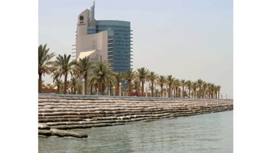 مصفاة ميناء الأحمدي تعرضت لعدد من الهجمات العدائية بواسطة طائرات مسيرة – الخليجي نت