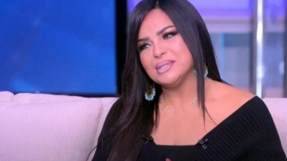 المطربة هدى: “نفسي ربنا يهدينى وألبس الحجاب.. ومعنديش باب رزق غير الغنا” – الخليجي نت