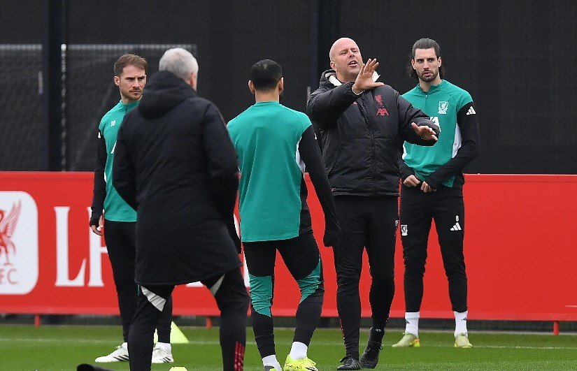 ليفربول يترقب فرصة التعاقد مع  لاعب ريال مدريد الباب بسعر منخفض
                         – الخليجي نت