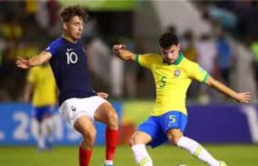 قمة نارية بين البرازيل وفرنسا والملحق الأوروبي يشعل منافسات الطريق إلى 2026 اليوم
                         – الخليجي نت